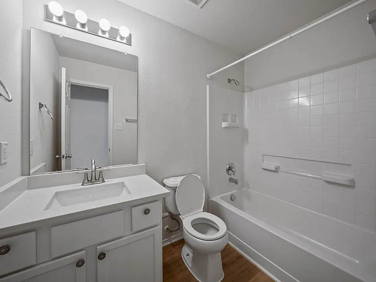 3904 Oakhurst Ln — Photo 24