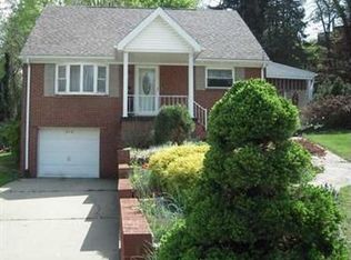 414 Marshall Dr, McKeesport, PA 15132