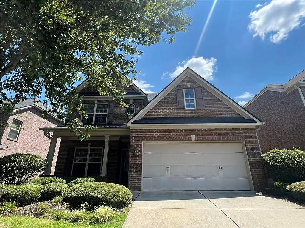 5 bed, 3.0 bath, 2448 sqft, $2,995 — Photo 1