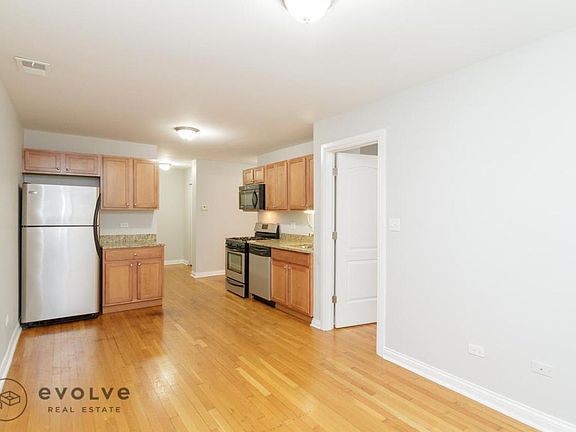 3rd image of 7618 N Marshfield Ave #7616304