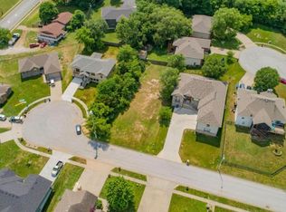 5389 S Clifton Avenue, Springfield, MO 65810