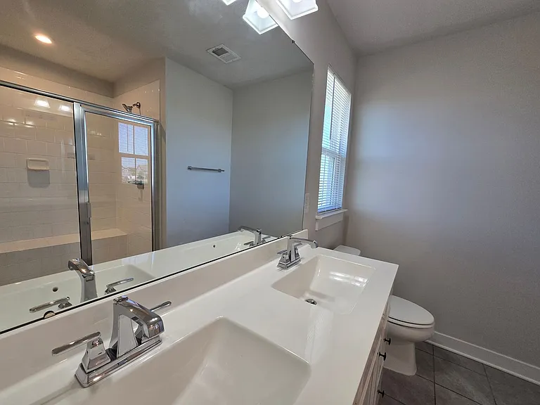 230 Green Lake Rd — Photo 11