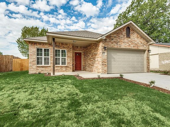 2nd image of 2935 Lockwood Dr