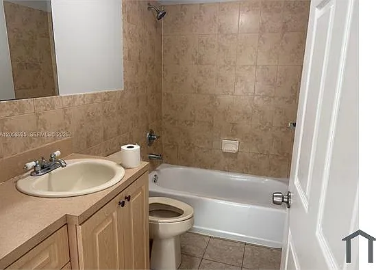 948 SW 3rd St — Photo 11
