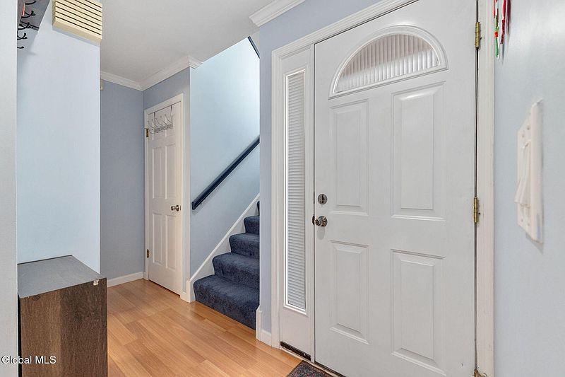 3rd image of 1503 Huntington Court