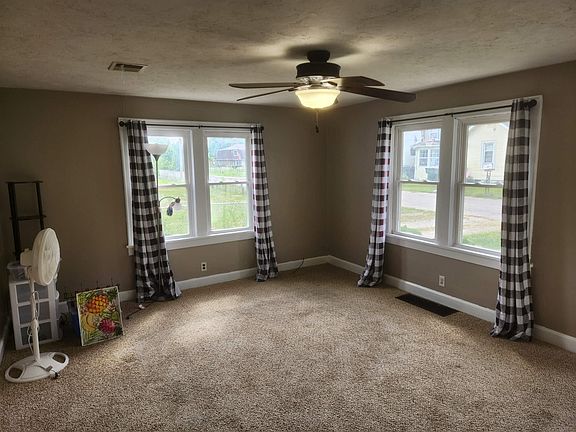 4th image of 400 W Weber Dr