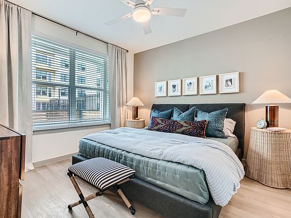 2nd image of 91 Jensen Dr #4-433
