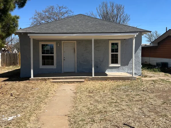 730 S 11th St, Slaton, TX 79364