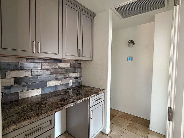 678 N Sunway Dr — Photo 6