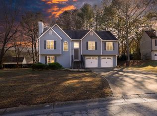 192 Colemans Bluff Dr, Woodstock, GA 30188
