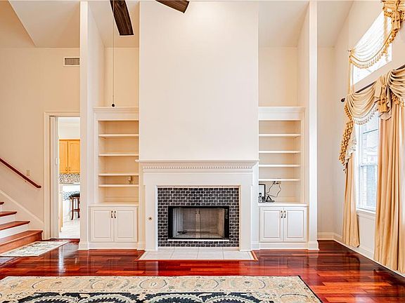5th image of 3652 Lake Timberlane Dr