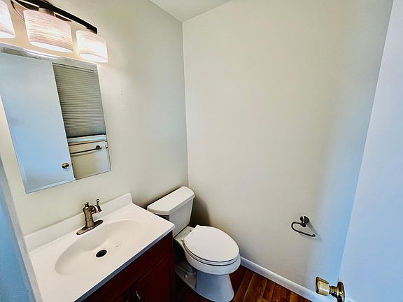 5th image of 5100 Tabor St