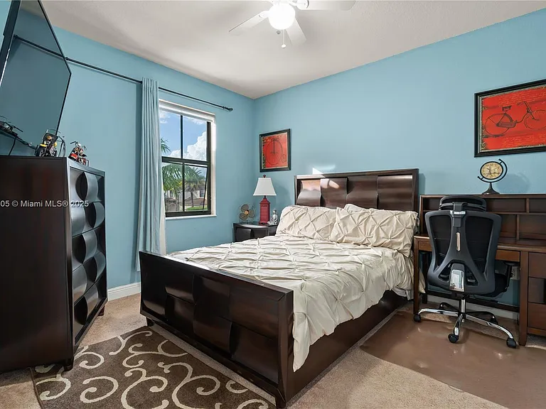 8825 NW 100th Pl — Photo 33