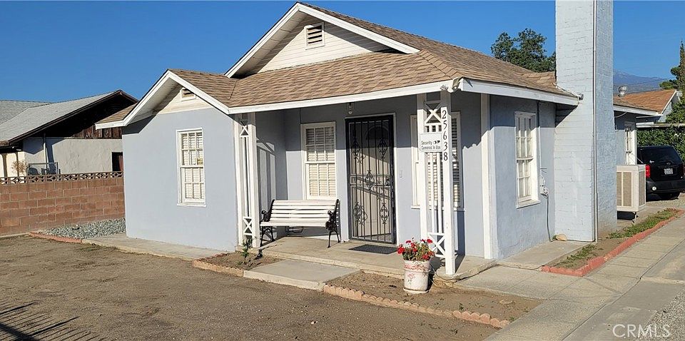 1st image of 25638 6th St