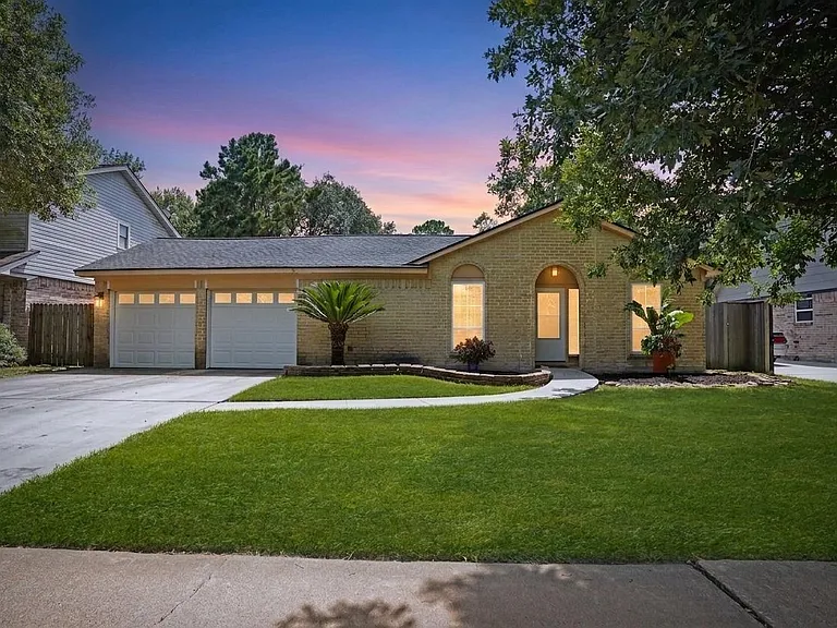 17119 Mellow Ridge Dr — Photo 1