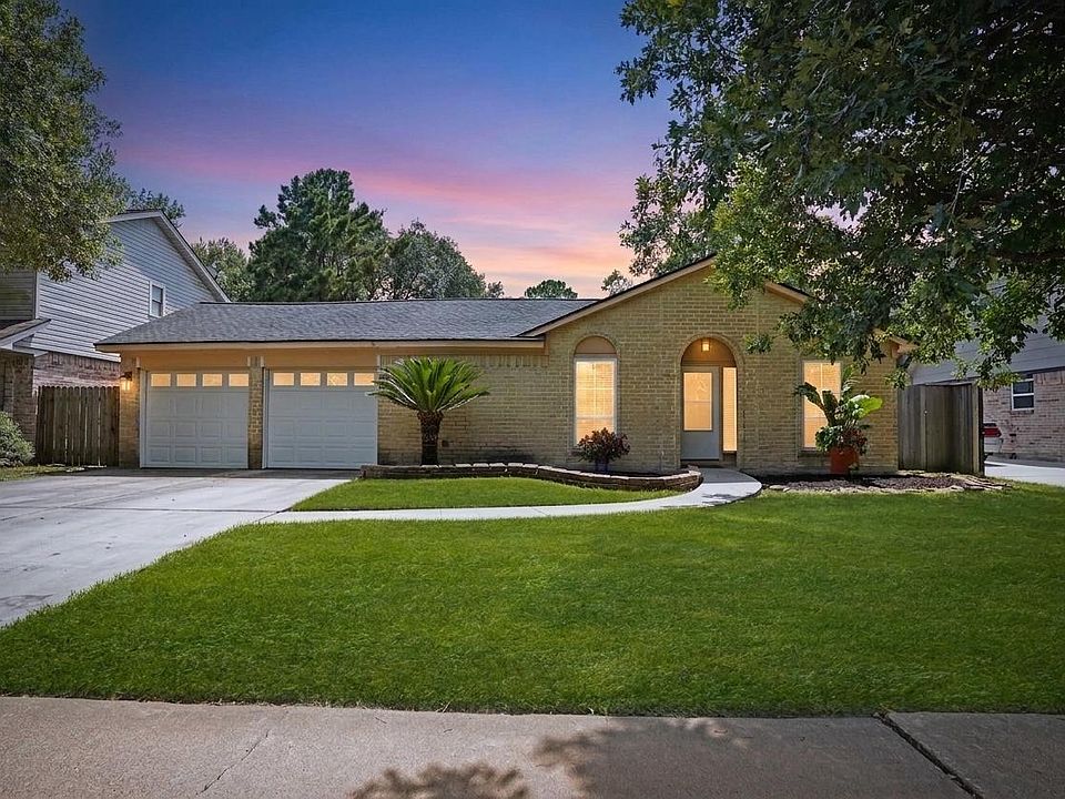 1st image of 17119 Mellow Ridge Dr