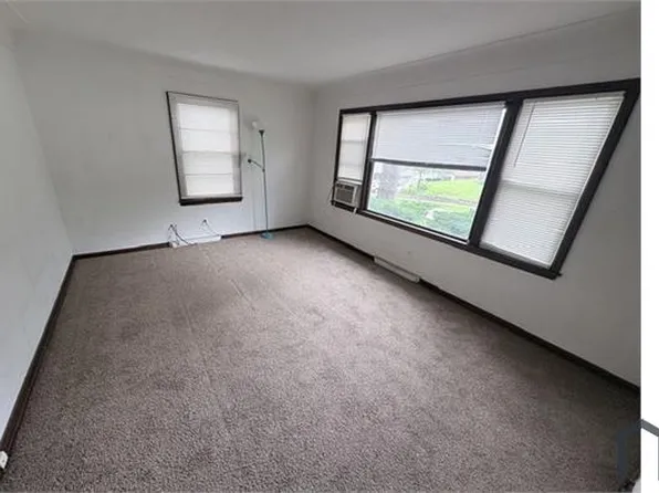 621 28th St APT 1, Des Moines, IA 50312