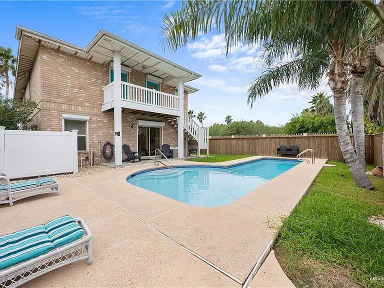 206 W Bahama St — Photo 3