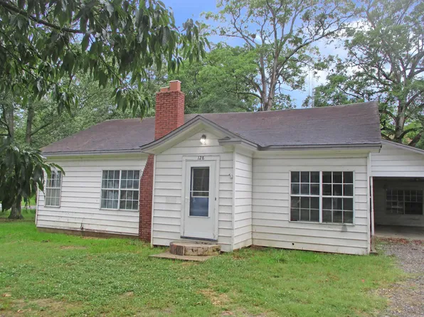 128 S Jackson St, Dewitt, AR 72042