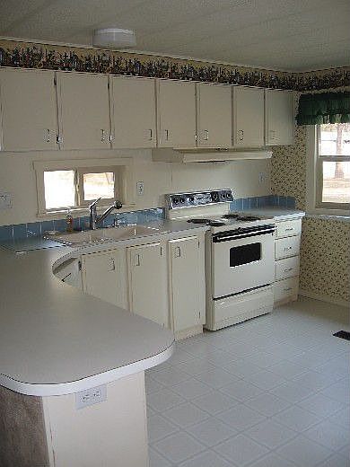 2nd image of 6466 Circle Dr
