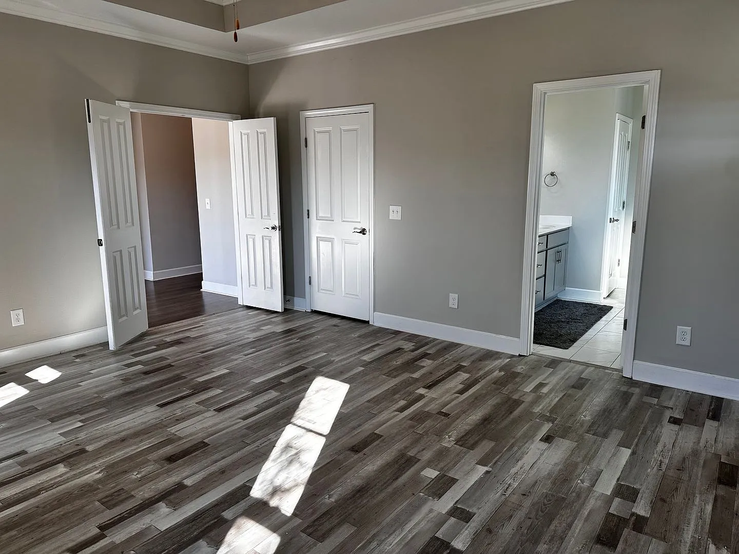 Carothers Farms - Three Bedroom House with 2 Car Garage — Photo 4