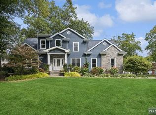 55 Magnolia Ave, Cresskill, NJ 07626