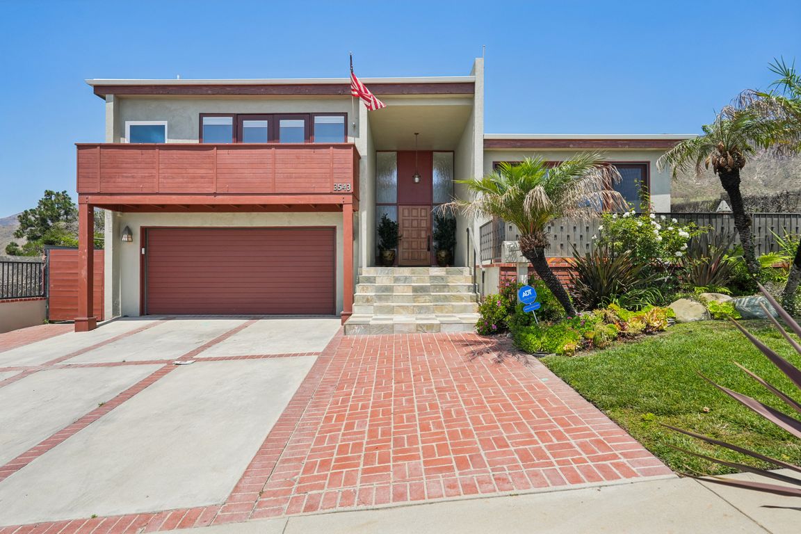 Shoreheights Dr-S2907-001.jpg