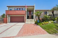 Shoreheights Dr-S2907-001.jpg