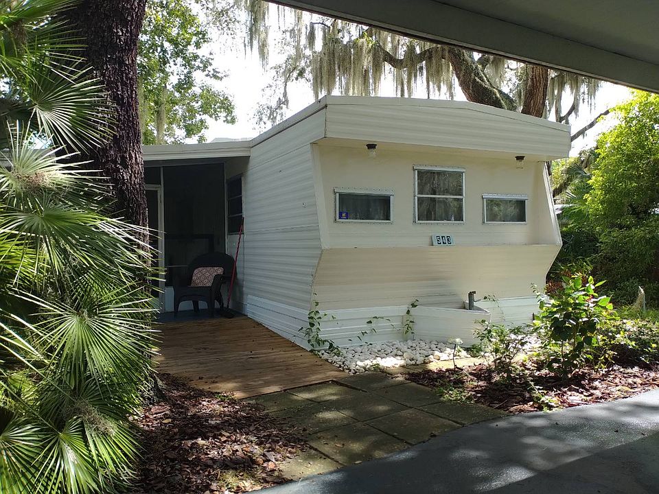 2nd image of 3896 Picciola Rd Lot 543