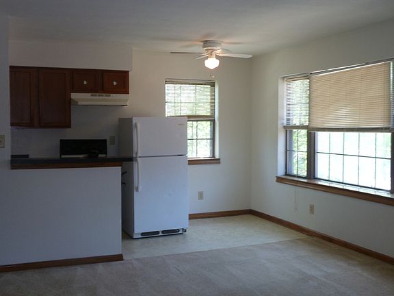 5th image of 130 W Seaview Ave APT 4