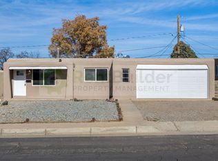 10021 Los Arboles Ave NE, Albuquerque, NM 87112