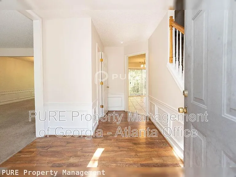 3468 Chastain Glen Ln NE — Photo 3