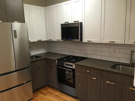 Rented by Metro Prop NY Corp | media 9