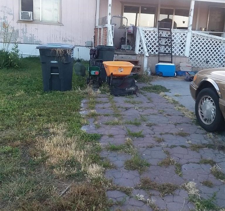 2nd image of 8730 Charles Rd NE
