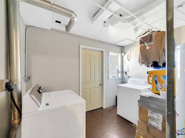 rapid-city-south-dakota-218888853 picture