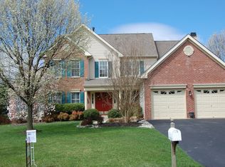 11 Murray Rd, Moorestown, NJ 08057