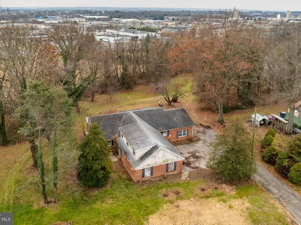 2818 Marietta Ave, Lancaster, PA 17601