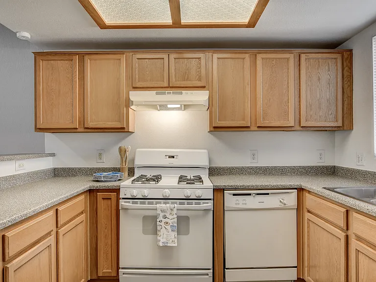Aspen Peak Condominiums — Photo 83