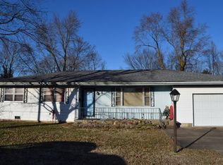 515 Sunset Cir, Columbus, KS 66725
