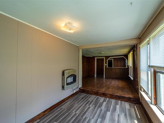 4th image of 1010 N 5th St