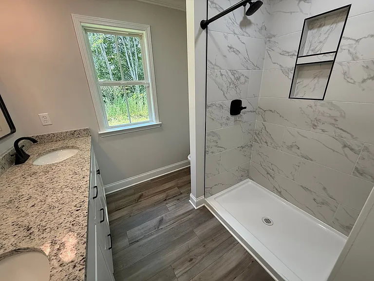 335 Maple Cir — Photo 16