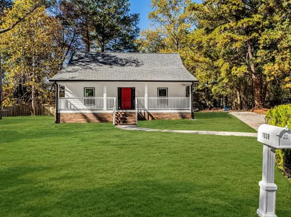 1039 River Bend Ct, Riverdale, GA 30296