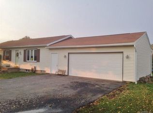 3839 Shepherd Rd, Williamson, NY 14589