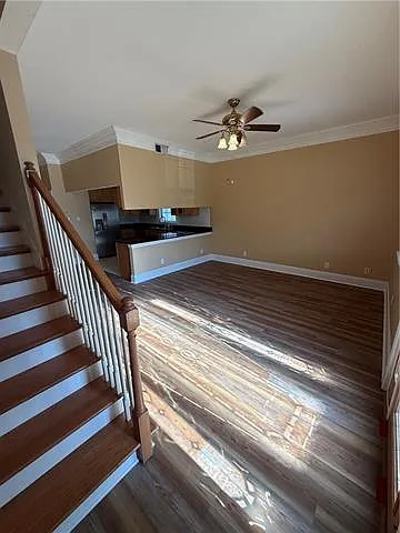 4 bed, 2.0 bath, 1850 sqft, $2,250 — Photo 4