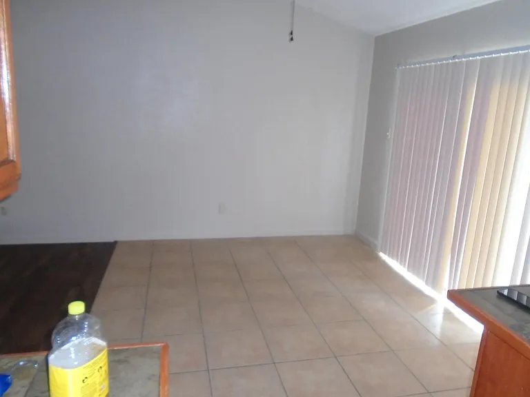 2207 McDowell Dr — Photo 8
