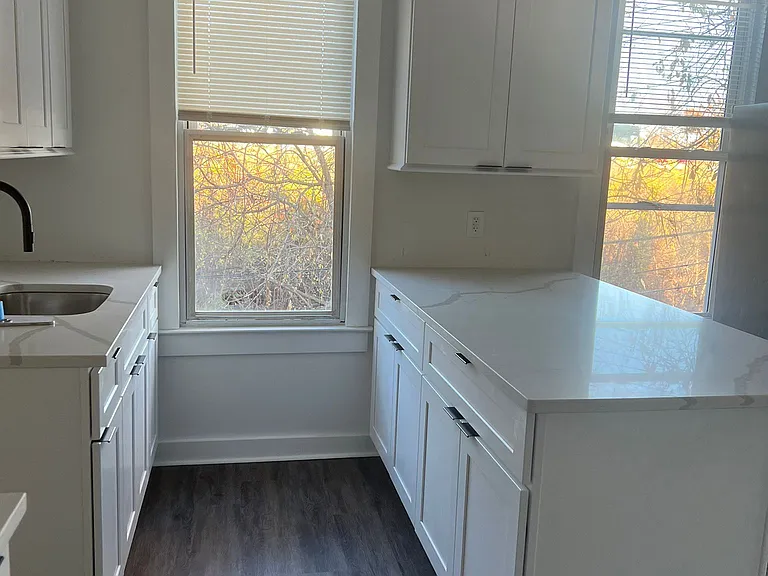 454 Newfield Ave #2 — Photo 4