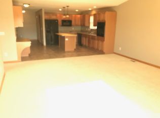 1409 Cobblestone Way, Champaign, IL 61822