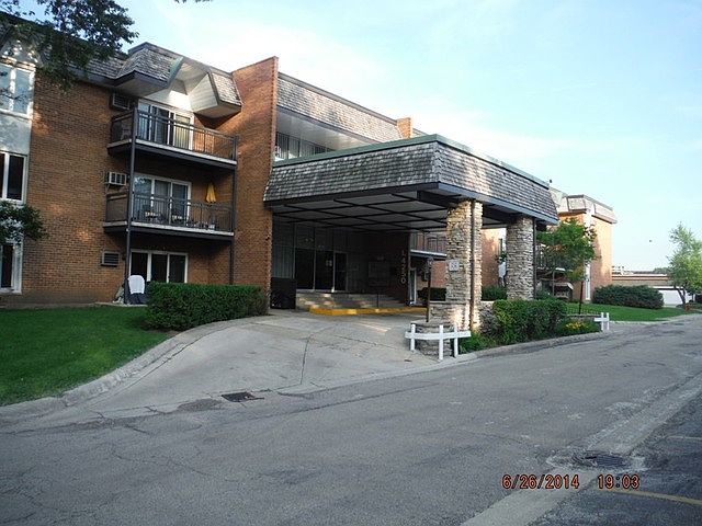 1st image of 4250 Saratoga Ave APT L110