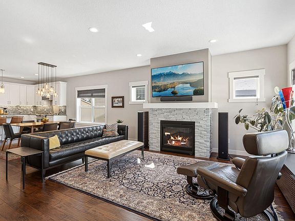 4th image of 4231 Nokomis Ave S