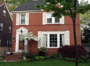 2376 Northland Ave, Lakewood, OH 44107